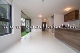 Clear Water Bay Renovated Beachside Village House for Sale