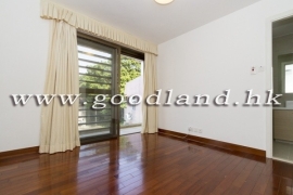 Clear Water Bay Renovated Sea View Village House for Sale