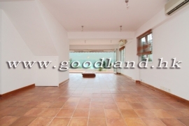 Clear Water Bay Waterfront Sea View Village House for Sale