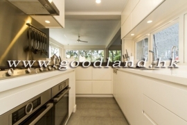 Clear Water Bay End Unit Sea View Garden House for Sale
