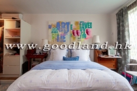 Clear Water Bay Renovated Bright Village House for Sale