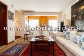 Clear Water Bay Renovated Bright Village House for Sale