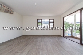 Clear Water Bay Unobstructed Sea View Village House for Sale
