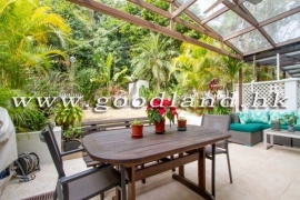 Clear Water Bay Semi-detached Lawn Garden House for Sale