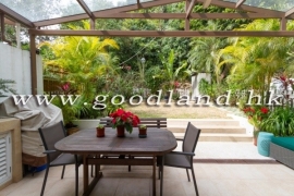 Clear Water Bay Semi-detached Lawn Garden House for Sale