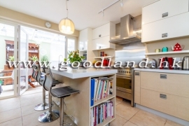 Clear Water Bay Semi-detached Lawn Garden House for Sale