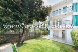 Sai Kung Mid-level Village House for Sale | Sea Greenery View, Lawn Garden & Renovation