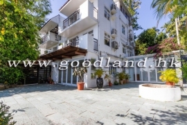 Sai Kung End Unit Village House for Sale | Walk to Town, Communal Pool & Sea View