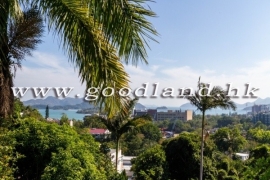 Sai Kung End Unit Village House for Sale | Walk to Town, Communal Pool & Sea View