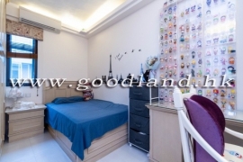 Sai Kung Semi-detached House for Sale | Terrace Garden, Green View & 3 Bedrooms