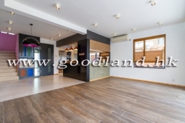 Sai Kung Mid-level Village House for Sale | Covered Parking, Garden & Sea Greenery View