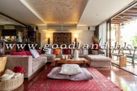 Sai Kung Mid-level Village House for Sale | Sky Garden, Scenic View & 3 Bedrooms