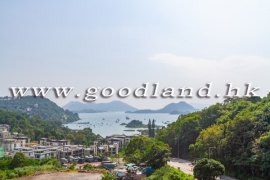 Sai Kung Detached House for Sale | Close to Main Road, Yard & 4 Bedrooms