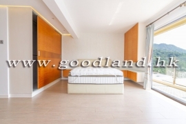 Sai Kung Detached House for Sale | Close to Main Road, Yard & 4 Bedrooms