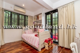 Sai Kung Detached House for Sale | Private Gate Parking, Greenery & 4 Bedrooms
