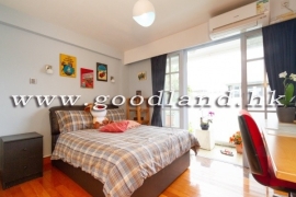 Sai Kung Village House for Sale | Open Sea View, Parking Next to House & 4 Bedrooms