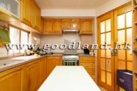 Sai Kung Village House for Sale | Open Sea View, Parking Next to House & 4 Bedrooms
