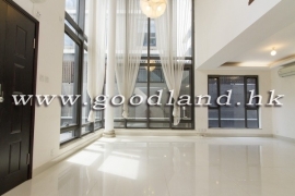 Sai Kung Village House for Sale | Close to Town, Huge Garden & 4 En-suites