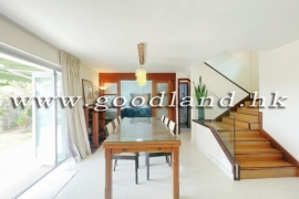 Sai Kung Renovated Village House for Sale
