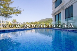 Sai Kung Waterfront Village House for Sale