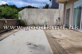【西貢海景村屋出售】花園