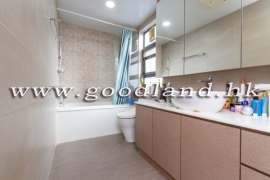 SAI KUNG Village House For Sale | Near Town, Garden, 2 Parking Spaces &amp; 4 Bedrooms