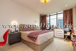 SAI KUNG Village House For Sale | Near Town, Garden, 2 Parking Spaces &amp; 4 Bedrooms
