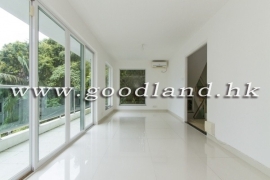Decent Condition W/ Spacious Layout | Sai Kung Village House for Rent | 4br