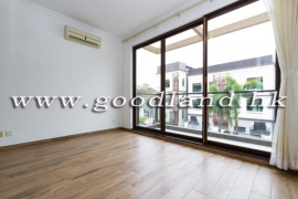 Conveniently Located | Sai Kung Village House for Rent | 3br