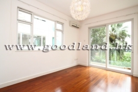 Lawn Garden | Sai Kung Village House for Rent | 3br