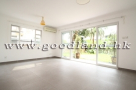 Lawn Garden | Sai Kung Village House for Rent | 3br