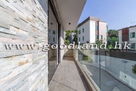 Nice Fence Garden | Sai Kung Village House for Rent | 3br