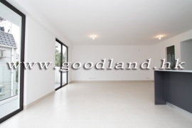 Convenient Transportation | Sai Kung Village House for Rent | 4br
