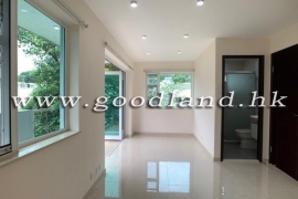 Convenient Location | Sai Kung Village House for Rent