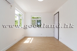 Parking in Private Gate | Sai Kung Village House for Rent | 4br