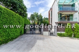 Parking Inside Private Gate | Sai Kung Village House for Rent | 4br