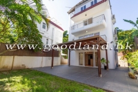 Wrapped Round Garden | Sai Kung Village House for Rent | 4br