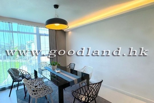 【Sai Kung End-Unit Villa For Sale】Private Garden & Pool | 2-BR Suite + Study