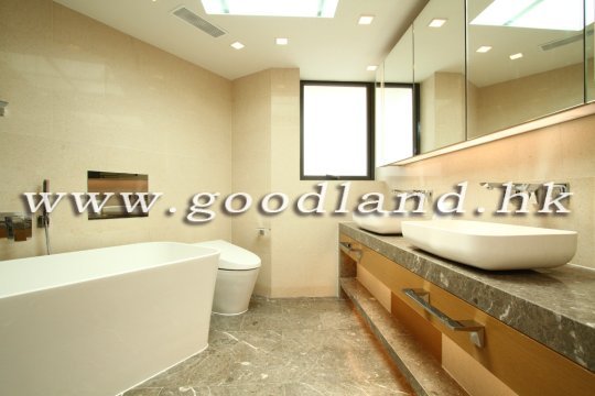 【Clear Water Bay Villa For Sale/Rent】Newly Renovated 3 En-suites Near MTR