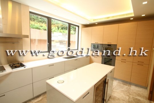 【Clear Water Bay Villa For Sale/Rent】Newly Renovated 3 En-suites Near MTR