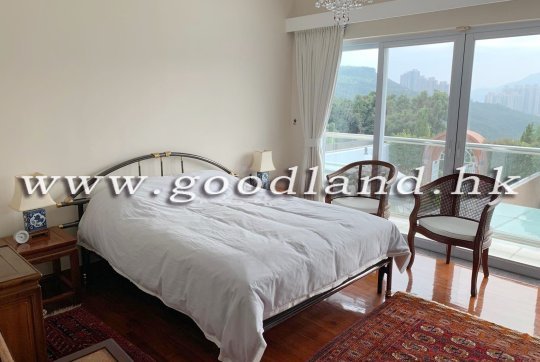 【Clear Water Bay Villa】3-BR En-suite Near MTR | Supreme Transit