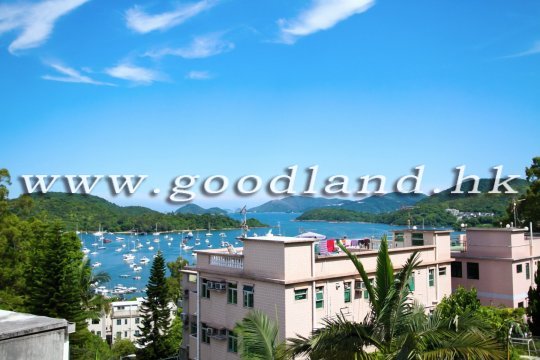 【Sai Kung Luxury Villa】3-BR (1 En-suite) | Tastefully Renovated