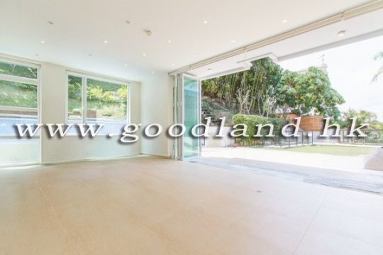 【清水灣黃金地段村屋放售】全新精裝開揚全海景・連私家泳池及花園村屋