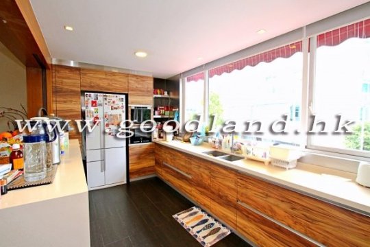 Sai Kung Marina Cove Villa For Sale