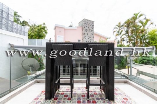 Sai Kung Villa For Sale Prestigious Location
