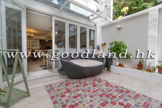 Sai Kung Villa For Sale Prestigious Location