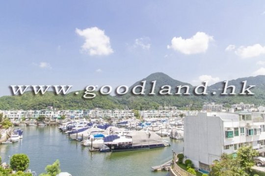 4BR Waterfront Villa for Sale in Sai Kung | Gated Complex