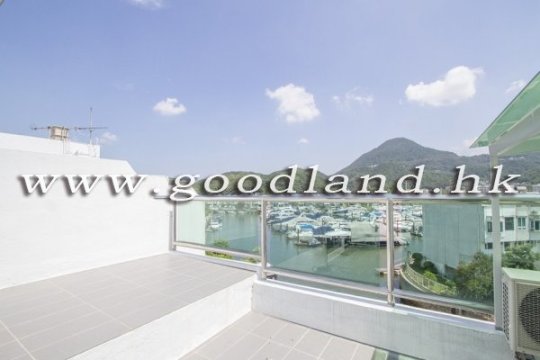 4BR Waterfront Villa for Sale in Sai Kung | Gated Complex