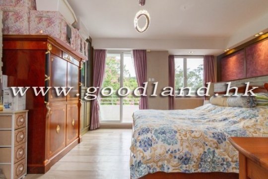 Sai Kung Hebe Villa For Sale