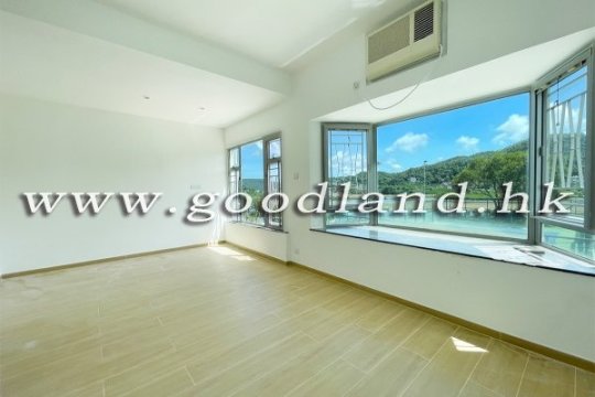 SAI KUNG Sea View Villa with Club Facilities For Sale